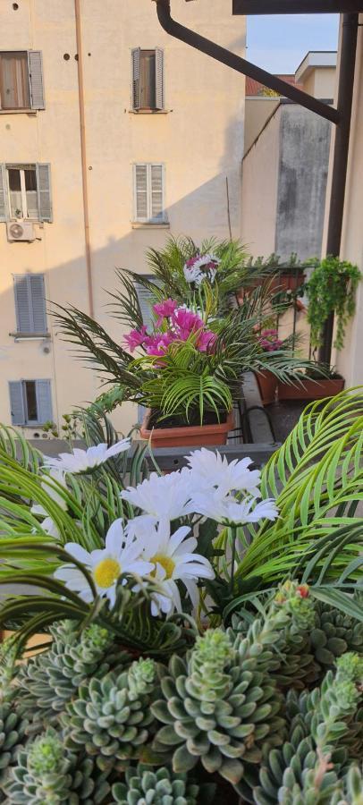B&B Milano Center Porta Romana Exterior photo
